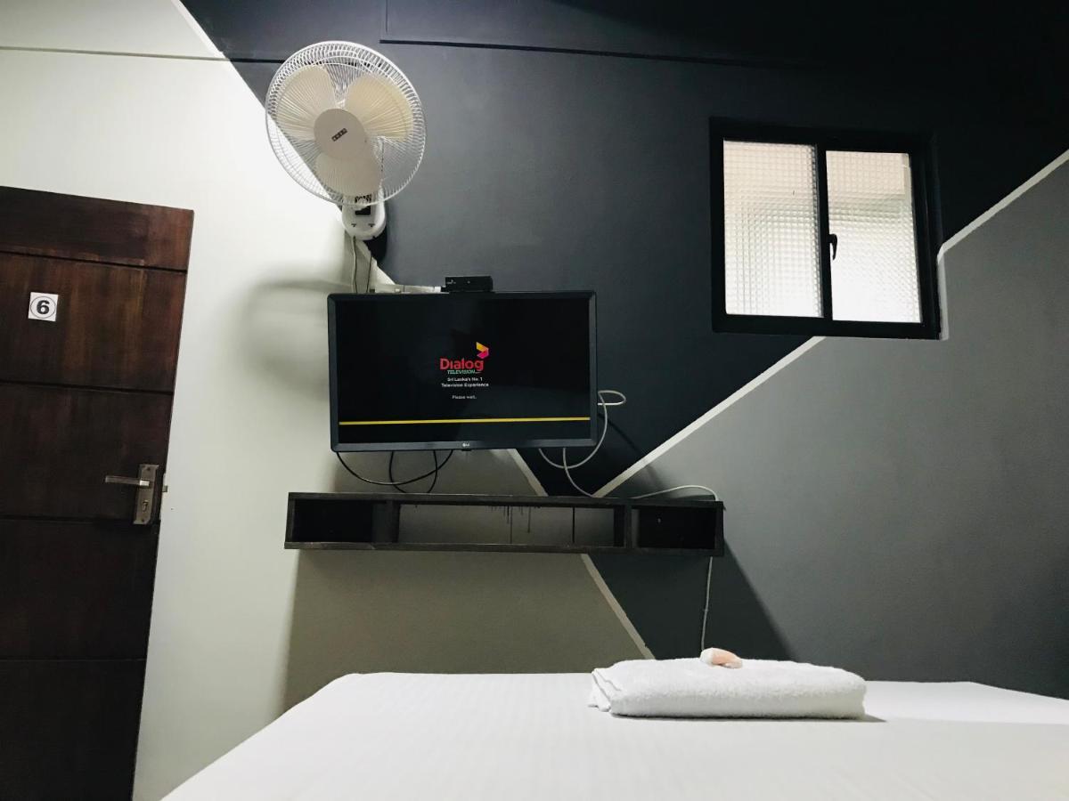 Alina Budget Hotel كادويلا المظهر الخارجي الصورة