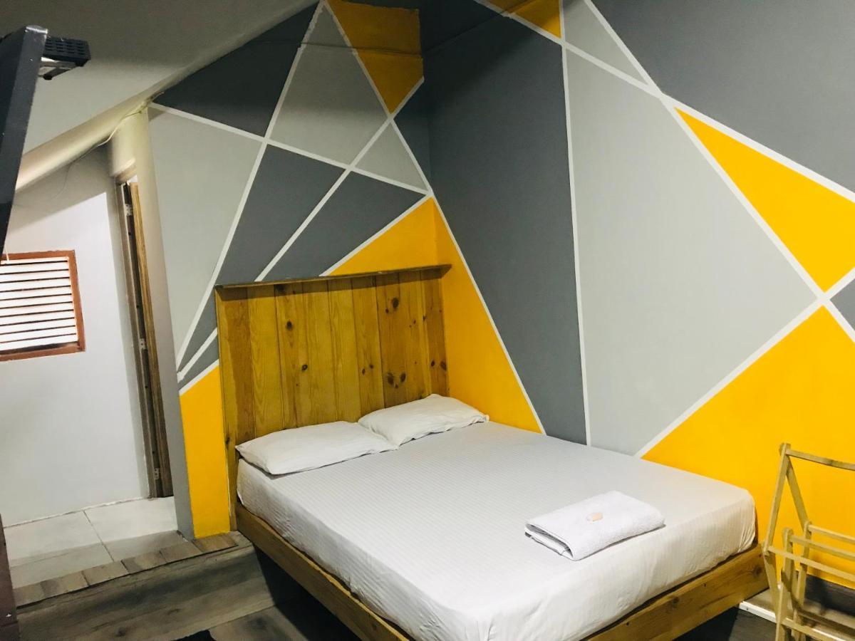 Alina Budget Hotel كادويلا المظهر الخارجي الصورة