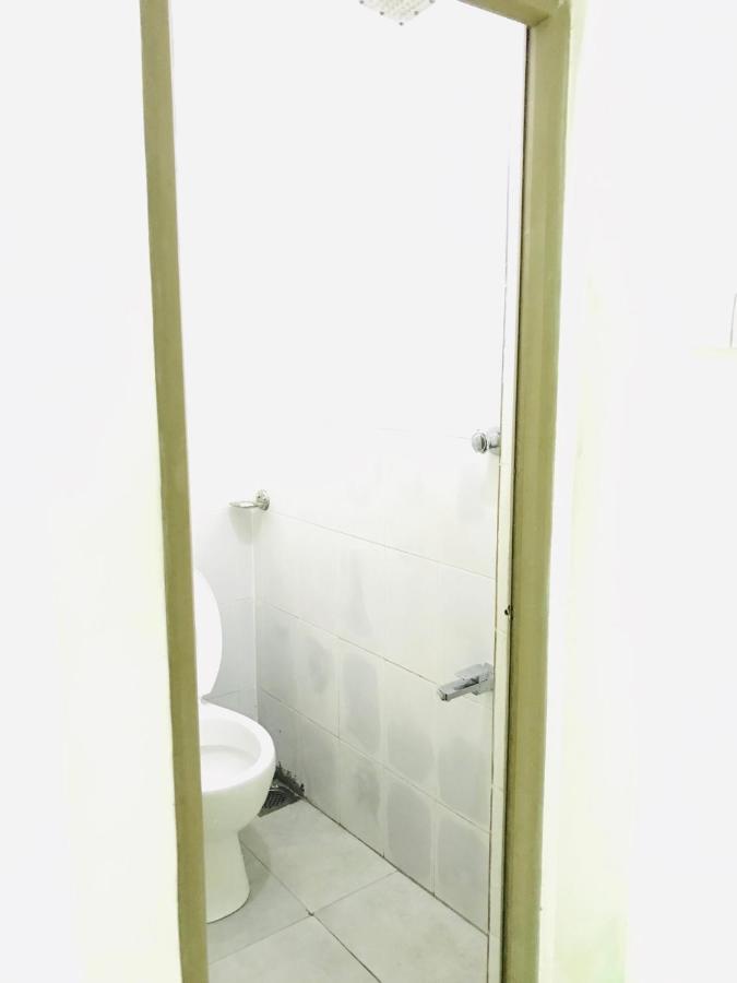 Alina Budget Hotel كادويلا المظهر الخارجي الصورة